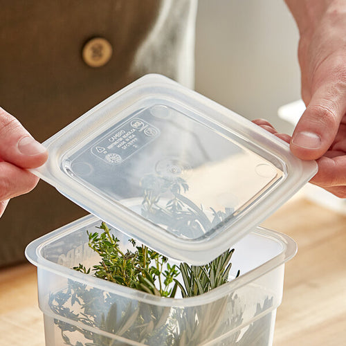 Cambro FreshPro Half Quart and 1 Quart Easy Seal Cover Translucent ( Case of 6 )