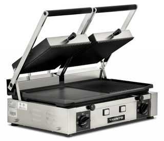 Omcan PG-IT-0737 Elite Series 10″ x 19″ Double Panini Grill with Ribbed Top and 1/2 Grooved and Smooth Bottom Grill Surface