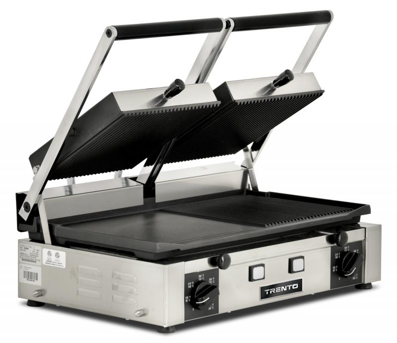 Omcan PG-IT-0737 Elite Series 10″ x 19″ Double Panini Grill with Ribbed Top and 1/2 Grooved and Smooth Bottom Grill Surface