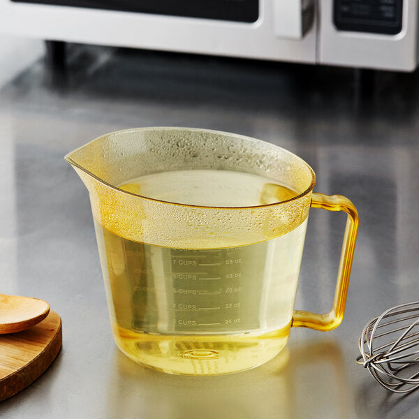 Cambro 2 Qt (1.9 L)  High Heat Amber Measuring Cup