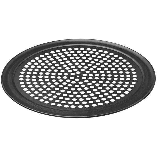 Perforated pizza pan promoting airflow and moisture release during baking