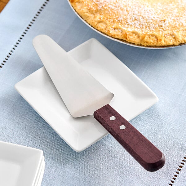 Choice 10 1/4" Pie Server with Wood Handle