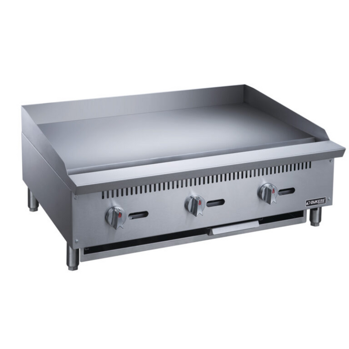Dukers Griddles DCGMA36 36 in. W Griddle with 3 Burners