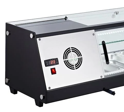 Omcan RS-CN-0104 69″ Refrigerated Sushi Showcase with Flat Glass and 3.67cu.ft. / 104L Capacity – 110V, 180W