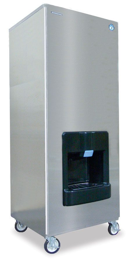Hoshizaki DKM-500BWJ commercial icemaker with clean, individual crescent cubes