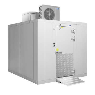 Energy-efficient Atosa walk-in refrigerator for restaurants and kitchens