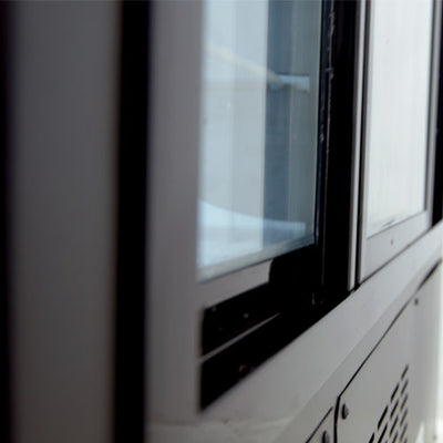 Omcan RS-CN-0120-S 47″ Floor Refrigerated Display Case with Stainless Steel Exterior