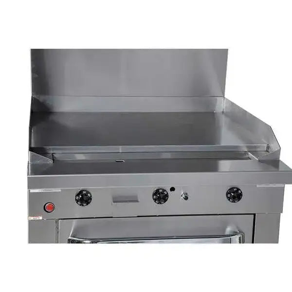 Southbend Commercial Range, 36" W with (1) 36" Griddle and Standard Oven - 141,000 BTU - P36D-TTT