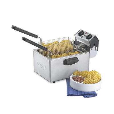 Waring WDF75RC Deep Fryer Compact 8.5 lb. Deep Fryer - 120V